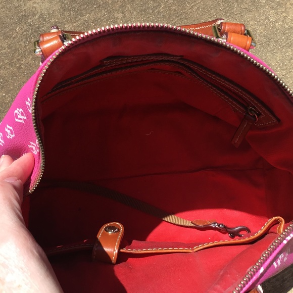 Dooney & Bourke - Picture 4 of 4